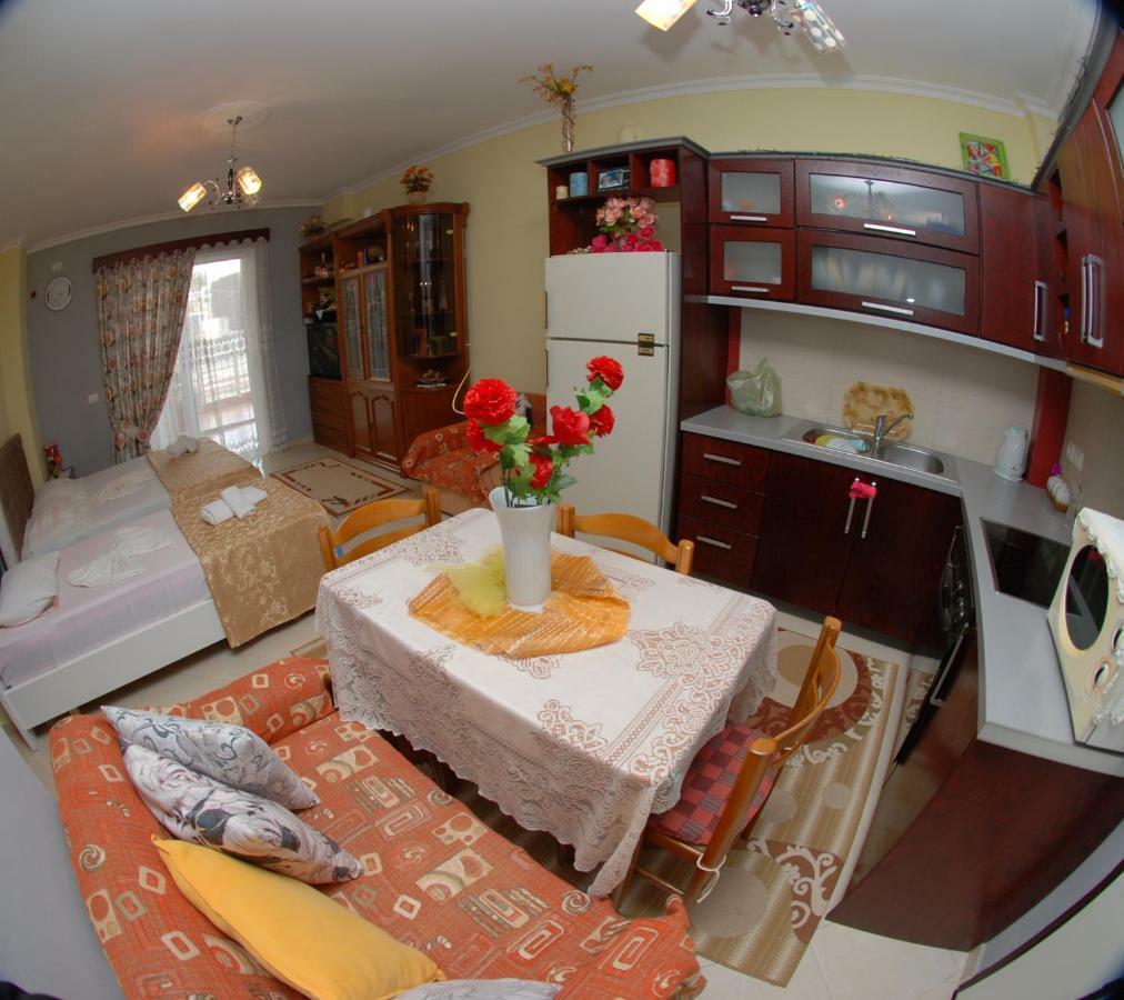 Eduart Apartments ساراندا المظهر الخارجي الصورة