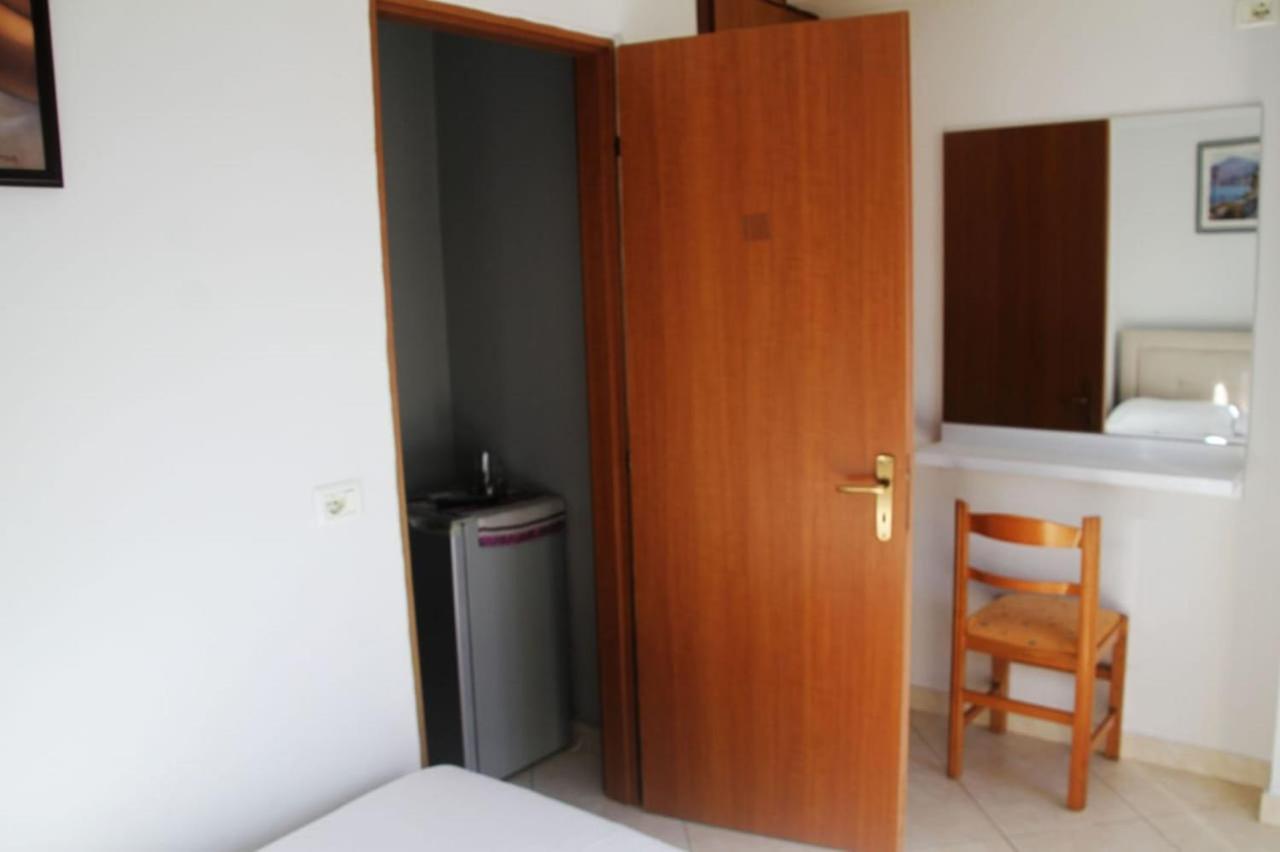 Eduart Apartments ساراندا المظهر الخارجي الصورة